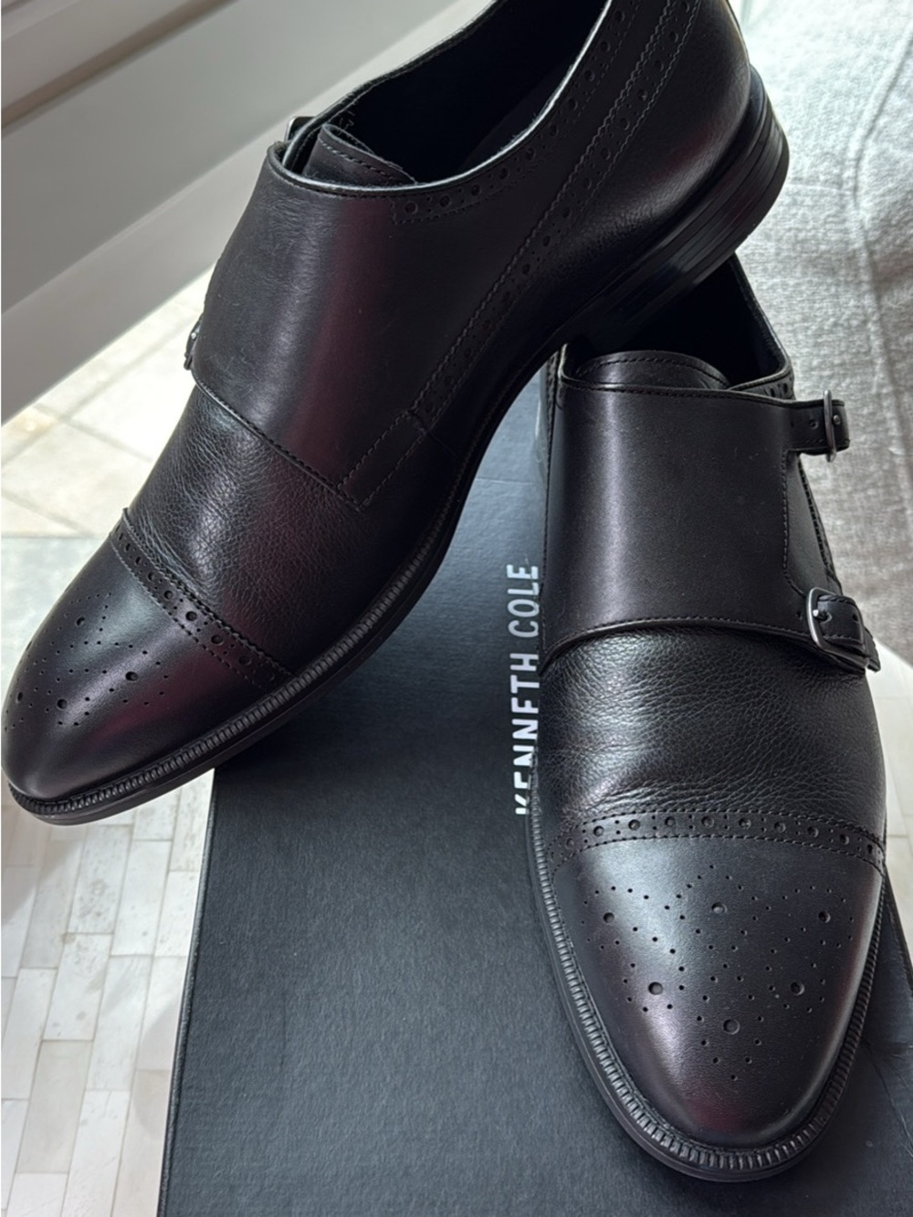 Kenneth Cole Men’s Black Double Monk Strap Dress Shoes size 12 - Picture 2 of 4